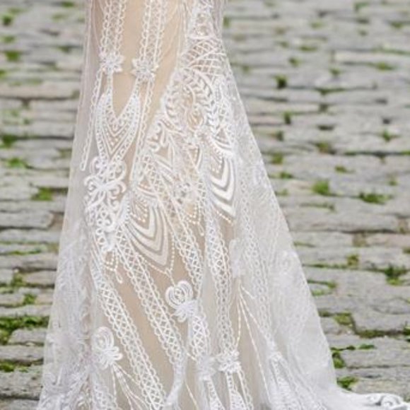 Mon Cheri | Dresses | Boho Glam Wedding Gown Sheath Racerback Champagne ...
